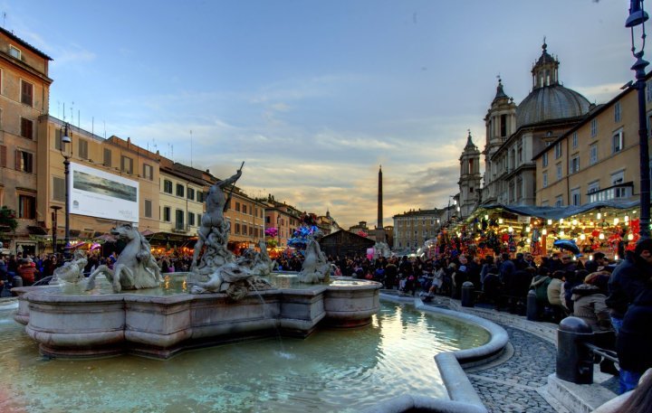 Navona